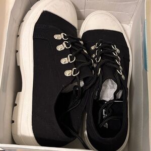 Soda Black and White Casual Sneakers